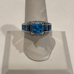Elegant Blue Silver Ring